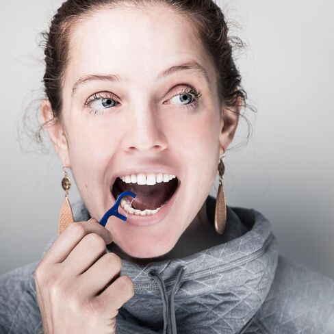 150 Travel Floss Picks Bulk - Blue Easy Grip Disposable Floss Picks - Dental Floss Pick - Smooth Strong Dental Flossers for Teeth - Gently Removes Plaque & Food Particles Between Teeth in Saudi Arabia