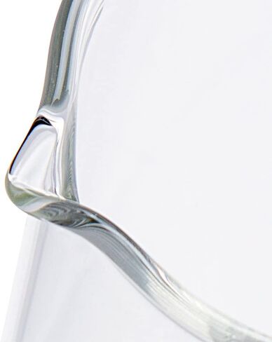 Globe Scientific Beaker, Globe Glass, 600mL, Low Form Griffin Style, Dual Graduations, 3.3 Borosilicate Glass, ASTM E960, 6/Box (8010600) in Saudi Arabia