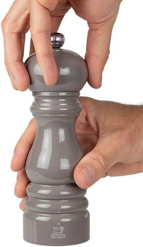 Peugeot Paris u'Select Pepper Mill Wood Saffron 18 cm - 7in in Saudi Arabia