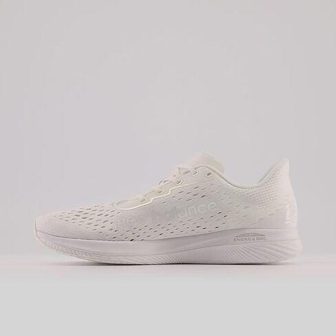 New Balance Men's FuelCell Supercomp Pacer V1 Running Shoe in Saudi Arabia