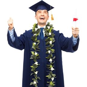 Hawaiian Graduation Lei 6.56 ft Green Lei Traditional Maile Lei with White Tuberose 2024 Graduation Gift Green Leaf Graduation Flower Necklace for Student School Ceremony Party Supplies