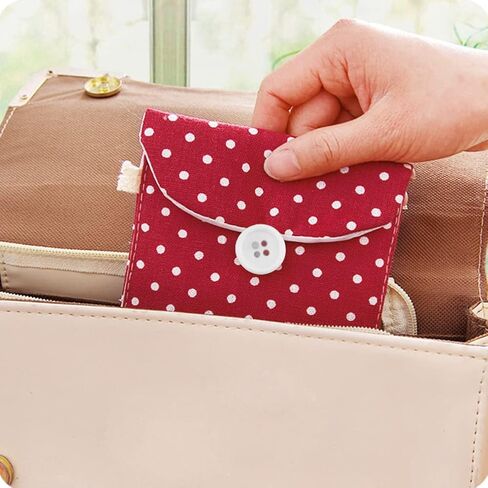 5 عبوات من المناديل الصحية المنقطة، حقيبة محمولة للسفر، وسادة صحية لطيفة، نمط منقط صغير، حقيبة تخزين قطنية صغيرة، منظم مستحضرات التجميل للنساء والفتيات (5 ألوان) in Kuwait