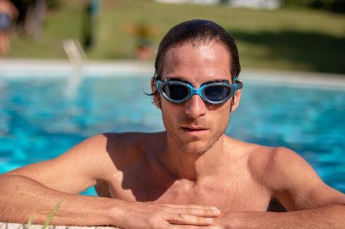 Zoggs Predator Flex Swimming Goggles, Adult Swim Goggles, Indoor and Open Water Goggles in Saudi Arabia