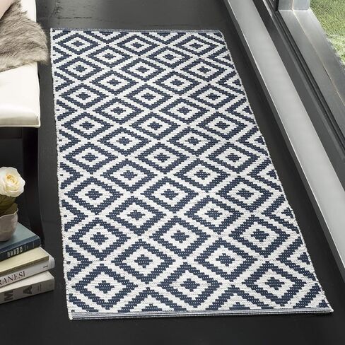 SAFAVIEH Montauk Collection Runner Rug - 2'3" x 7', Black & Ivory, Handmade Cotton, Ideal for High Traffic Areas in Living Room, Bedroom (MTK613A) in Saudi Arabia