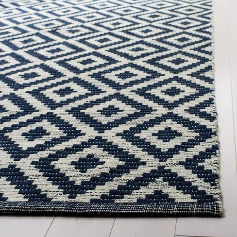 SAFAVIEH Montauk Collection Runner Rug - 2'3" x 7', Black & Ivory, Handmade Cotton, Ideal for High Traffic Areas in Living Room, Bedroom (MTK613A) in Saudi Arabia