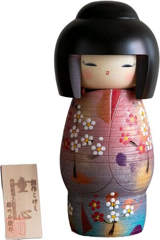 دمية كوكيشي اليابانية الحديثة من Usaburo DOSHIN: فتاة باللون الوردي/البنفسجي الشاحب كيمونو H7.9 | التماثيل النادرة | الحرف in Kuwait