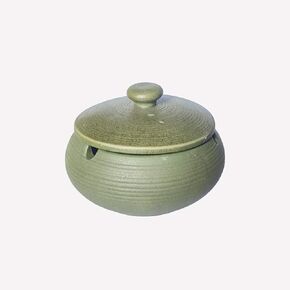 Ceramic Ashtray With Lids,Windproof Cigarette Ashtray for Indoor Use, Ash Holder for Smokers, Desktop Smoking Ash Tray for Home office Decoration (Green)