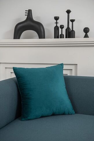 DEZENE Throw Pillow Cases 18x18 Teal: 2 Pack Cozy Soft Velvet Square Decorative Pillow Covers for Farmhouse Home Decor in Saudi Arabia