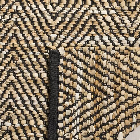 SAFAVIEH Vintage Leather Collection Area Rug - 8' x 10', Beige, Handmade Leather, Ideal for High Traffic Areas in Living Room, Bedroom (VTL103B) in Saudi Arabia