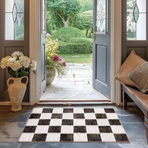 EVERGRACE Checkered Plaid Area Rug 6x9, Soft Fuzzy Faux Wool Rugs Washable Anti Slip Rugs Large Rug Carpet for Entryway Bedroom Living Room Hallway Kitchen Dining Room and Laundry Room, Beige