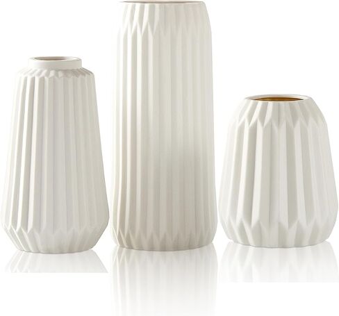 White Ceramic Vase, Set of 3 Vase for Modern Home Decor, Nordic Minimalism Décor,Vertical Stripe Ceramic Vases for Home Décor, Bedroom, Office, Living Room, Bathroom, Tabletop Decor in Saudi Arabia