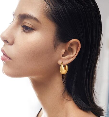 Gold Huggie Hoop Earrings for Women Everyday Fashion Jewelry in Saudi Arabia