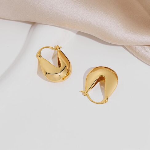 Gold Huggie Hoop Earrings for Women Everyday Fashion Jewelry in Saudi Arabia