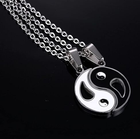 1 Pair Matching Tai Pendant Necklace Yin and Yang Couple Chain Puzzle Necklaces Jewelry Gift for Friendship Couples, 2.4x2.2cm (5516TL36E26Z1) in Saudi Arabia