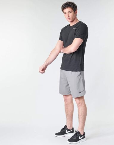 Nike mens Flex Woven Training Shorts in Saudi Arabia