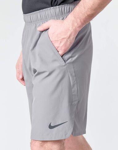 Nike mens Flex Woven Training Shorts in Saudi Arabia