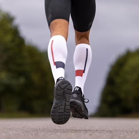 جوارب ضغط طويلة للرجال من CEP The Run إصدار محدود - جوارب عالية حتى الركبة لأداء لمسافات طويلة in Saudi Arabia