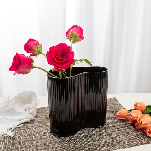 مزهريات زجاجية مضلعة للزهور، مزهريات زهور سوداء للقطع المركزية، مزهرية زجاجية مستطيلة مقاس 7.3 بوصة، مزهرية طاولة مزخرفة لغرفة المعيشة، وطاولة الطعام، والمدخل، والوشاح، والرف، والزفاف in Kuwait