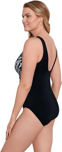 ملابس سباحة نسائية من Longitude برباط جانبي وثنيات من قطعة واحدة in Kuwait