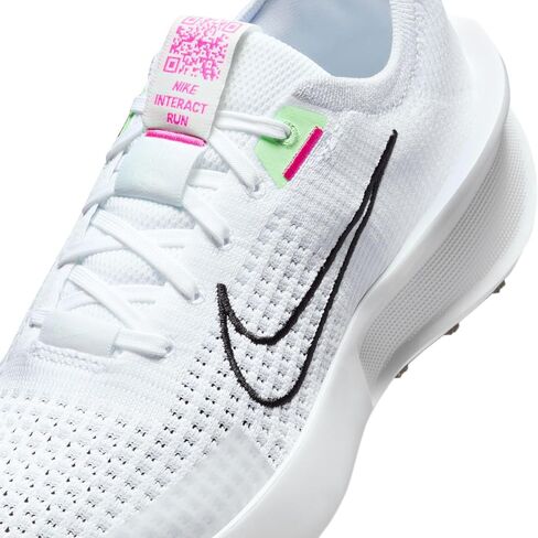حذاء الجري Interact Run للنساء من Nike (FD2292-102، أبيض/أسود-رمادي لكرة القدم-أخضر فابور) in Saudi Arabia