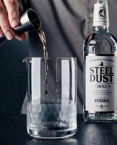 Cocktail Mixing Glass - Bar Mixer Pitcher for Stirred Drink - Seamless and Handcrafted of Crystal Glass, 550ml / 18-ounce in Saudi Arabia