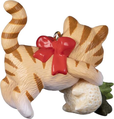 Hallmark Keepsake Christmas Ornament 2023, Mischievous Kittens, Cat Ornament, Pet Gifts in Saudi Arabia