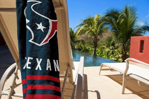 منشفة الشاطئ Northwest NFL Houston Texans للكبار من الجنسين، مقاس 76.2 سم × 152.4 سم، مخططة in Saudi Arabia
