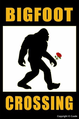 Cusde خمر Bigfoot معدن القصدير علامة ديكور الرجعية ملصق ديكور المنزل Bigfoot معبر الحديد اللوحة الصدأ معدن الحمام المنزل هدية رجل كهف بار نادي في الهواء الطلق داخلي 8x12 بوصة in Kuwait