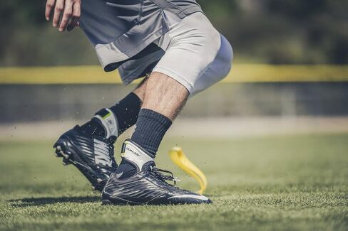 DonJoy Performance POD Ankle Brace, Best Support for Stability, Ankle Sprain, Roll, Strains for Football, Soccer, Basketball, Lacrosse, Volleyball in Saudi Arabia