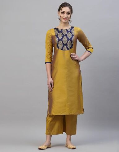 مجموعة كورتا بلازو مستقيمة مطبوعة من قماش التفتا للسيدات مع وشاح in Kuwait