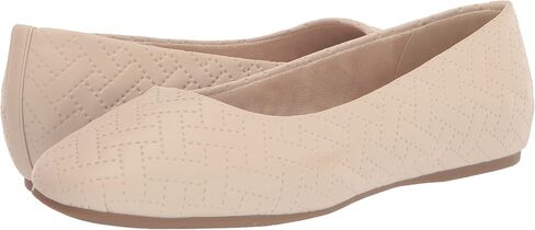 Easy Street Women's Mazi Ballet Flat in Saudi Arabia