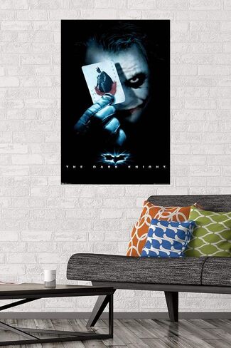 فيلم Trends International DC Comics - The Dark Knight - ملصق حائط الجوكر مع بطاقة لعب باتمان، 22.375 بوصة × 34 بوصة، إصدار ممتاز غير مؤطر in Saudi Arabia