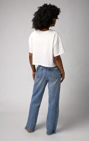 Spiritual Gangster Women's Yin Yang Kaylee Crop Tee in Saudi Arabia