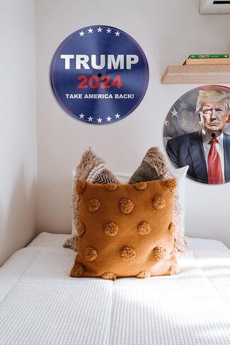 ديكور حائط GIFTSFARM دونالد ترامب 2024، سلعة دونالد ترامب، هدايا ملصق دونالد ترامب، ديكور الغرفة (11.6 بوصة، مجموعة من 2) in Kuwait