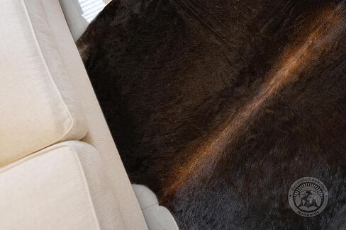 سجادة Sunshine Cowhides 100% من جلد البقر البني الداكن الأصلي - سجادة جلد حيوان على الطراز الحديث وسجادة أرضية لغرفة المعيشة وغرفة النوم والمطبخ والمزيد - كبيرة جدًا (6x7-8 قدم) in Kuwait