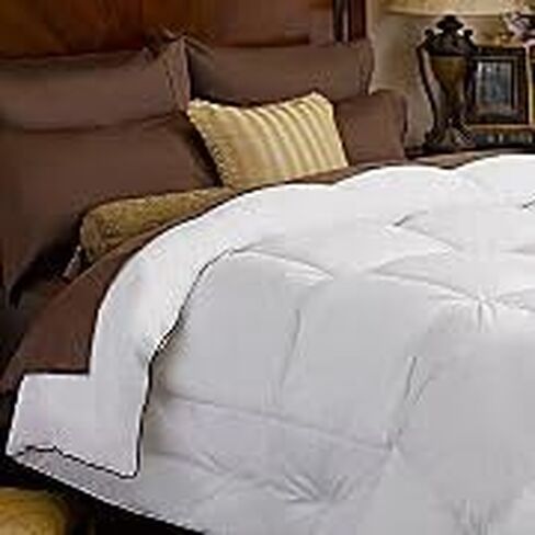 زجاجة نبيذ أرنب عمودية مفتوحة مع مهوية in Kuwait