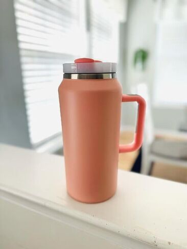 64 OZ Insulated Tumbler with Handle and Straw,Half Gallon Water Bottle Double Vacuum Stainless Steel Water jug for Men Women Fitness Sport Gym Outdoor Camping (Cream) in Saudi Arabia