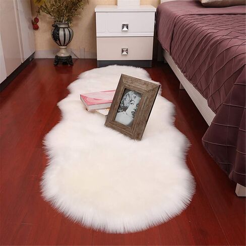 Dikoaina Classic Soft Faux Sheepskin Fur Rug White Fluffy Area Rug Shag Rug Carpets for Bedroom Living Room (2ft x3ft (sheepskin), Beige) in Saudi Arabia