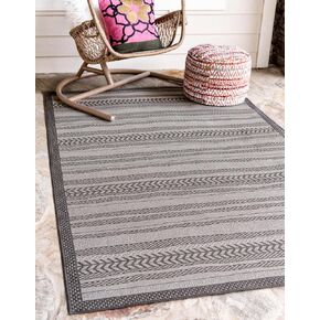 Unique Loom Outdoor Border Collection Area Rug - Lines (6' 1" Round, Beige/ Brown)