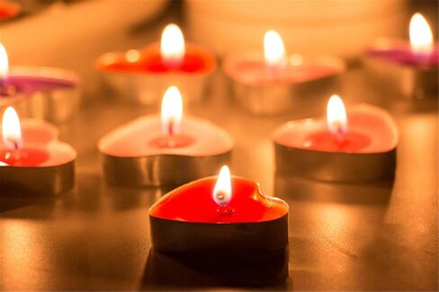 50 Pack Heart Shaped Unscented Tea Lights Candles – Smokeless Tealight Candles - Decorations for Wedding, Party, Votives, Oil Burners and Christma (Purple) in Saudi Arabia