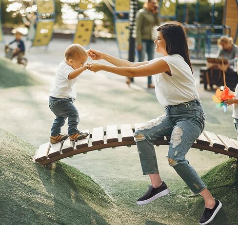 أحذية رياضية Vepose 8008 سهلة الارتداء للنساء، أحذية رياضية مريحة كاجوال بدون كعب مع رغوة الذاكرة in Kuwait