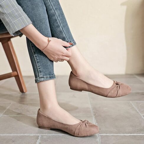 أحذية الباليه المسطحة للسيدات من Veittes in Kuwait