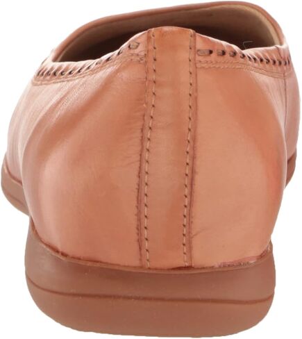 Trotters Women's Dixie Ballet Flat in Saudi Arabia