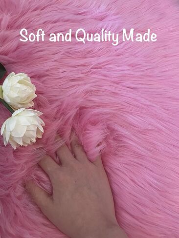 Thick Soft Fluffy Heart Shaped Rug, Faux Sheepskin Fur Rug, 2.3X3 Feet Shaggy Area Rugs for Bedroom, Living Room, Sofa, Floor Mat (Barn Red) in Saudi Arabia