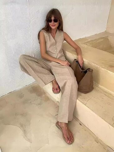 أطقم كتان للسيدات مكونة من قطعتين من سترة بياقة على شكل حرف V وبنطلون بأرجل واسعة in Kuwait