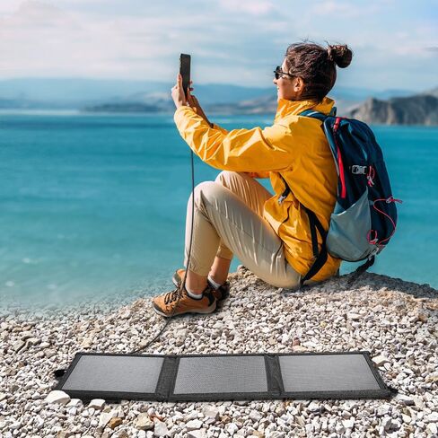 لوحة شمسية قابلة للطي بقدرة 15 وات، شاحن لوحة شمسية أحادية البلورية عالي الكفاءة مع منافذ USB وUSB-C، مقاومة للماء IP65، متوافقة مع الهواتف الذكية، وأجهزة iPad، والمراوح الصغيرة in Kuwait