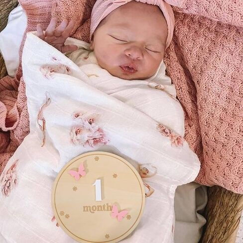 بطاقات المعالم الشهرية للأطفال - أقراص المعالم الشهرية الخشبية ذات شكل الفراشة، دعائم تصوير لحديثي الولادة لتوثيق نمو طفلك، علامة إعلان الطفل، هدايا استحمام الطفل in Kuwait