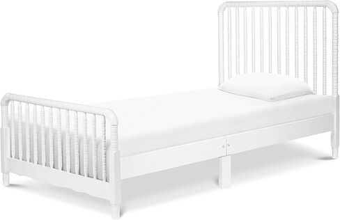 DaVinci Jenny Lind Twin-Bed with Wood Spindle Posts in White-Mattress Support Slats Included in Kuwait