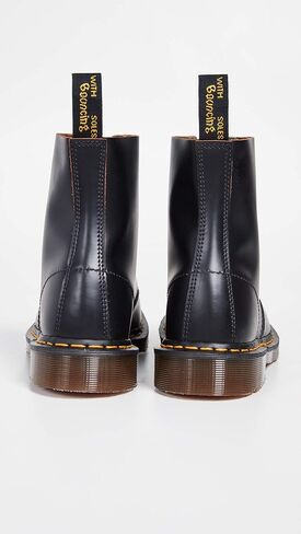 Dr. Martens Unisex-Adult Vintage 1460 in Saudi Arabia