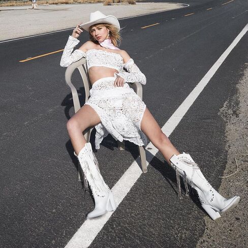 أحذية رعاة البقر المثالية من Dolls Kill Present من Sugar Thrillz - أحذية جلدية نباتية مع شراشيب من حجر الراين وأزرار مجوهرات in Kuwait